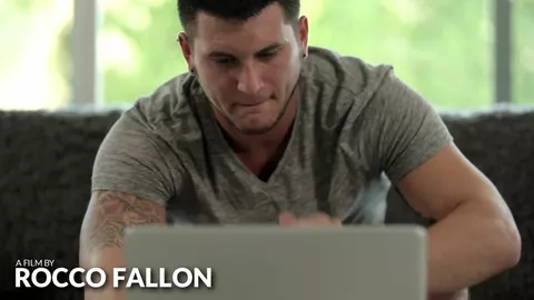 Un bon boule de JH à défoncer à fond !