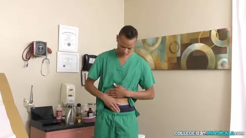 Infirmier métis en branle