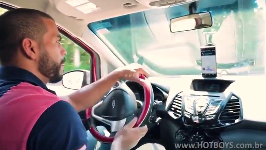 UBER xXx - Driver gets fucked to get his 5 stars — Free Gay porn - VideosXGays.com