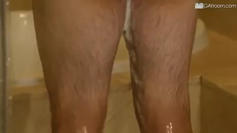 Plan torride sous la douche