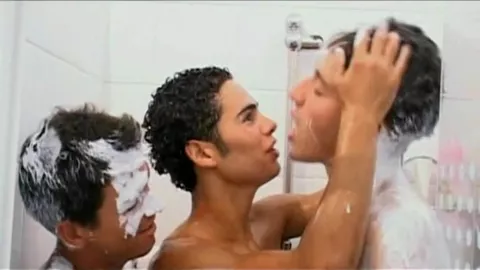 Gangbang gay a la tunecina