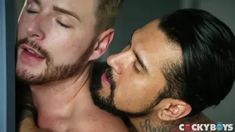 Josh Moore il super-dotato & Boomer Banks!