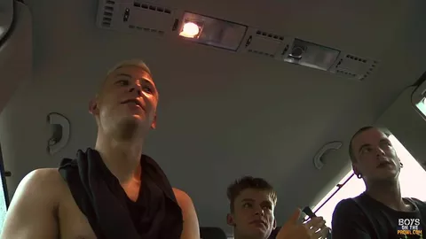 Trio dans la bagnole