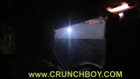 Jess Royan si fa scopare dal grosso cazzo del cameriere del ristorante