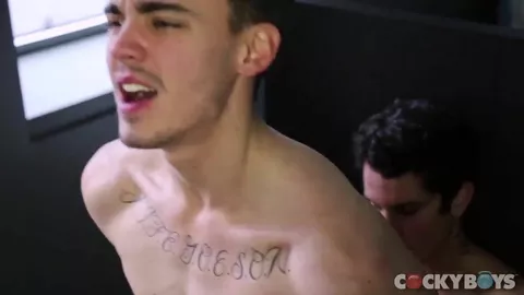 Pierre Fitch sodomise Asher Hawk