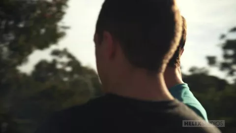 Junges Paar bareback