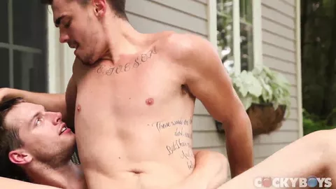 Tayte Hanson come o Asher Hawk