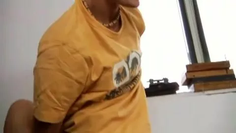 Bareback e mijo na cara