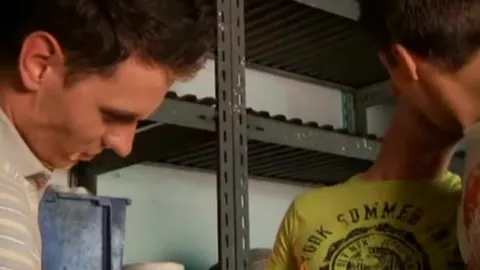 Bareback e mijo na cara