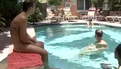Lindos twinks de piscina 2