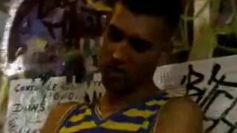 Un rebeu buenorro para mamar 2