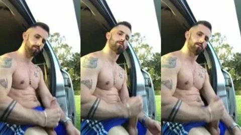 Aingeru Sunnycol punheta no carro — alguém tem em melhor resolução?