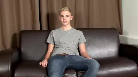 Alex Silvers – Casting de l'étudiant sexy Alex