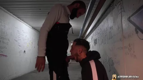 Best of Arab Men – Vol.13 (solo, oral, bareback, urina) (65 clipes – 75 min)