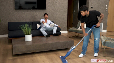 Xtian Mingle, Victor Pleases — Der Hausjunge seines Stiefvaters