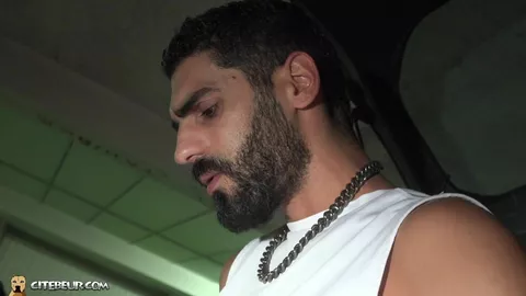 Karim Yoavs Eier-Entleerung — Teil 1