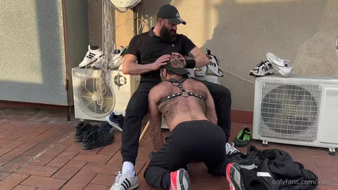 fetish feet , sucks ,sneakers