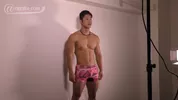 Modelo japonês de roupa íntima