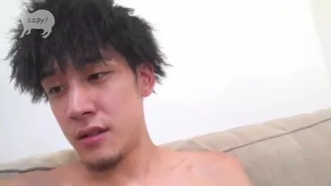 Sborra che schizza con erezione al massimo!!!