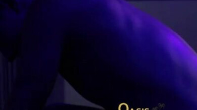 Peter Pounder en live gay — se fourre ses godems