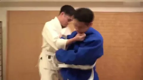 Osu Ippon! Ascensão com técnicas de solo!