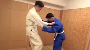 Osu Ippon! Aufsteigen mit Bodentechniken!