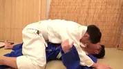 Osu Ippon! Aufsteigen mit Bodentechniken!