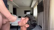 Compilation d’éjacs faciales de Jordan Neo