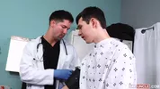 Dakota Lovell, Eddie Patrick – Le docteur peut-il me baiser maintenant ?