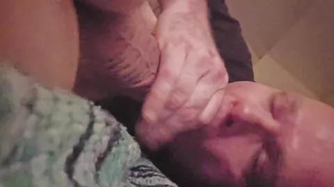 Harley Banks, Columbus-Twink, nimmt einen dicken Schwanz tief