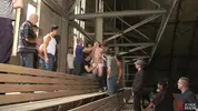 Dakota Wolfe, Colby Jansen, Tristan Jaxx - Il nonnismo del ragazzo nuovo di zecca davanti alla folla