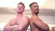 Brian Bonds & Trey Turner - Dois machos musculados lutam pela redenção!