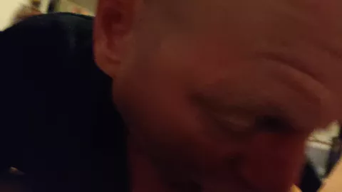 Blow a new man and let him come in my mouth