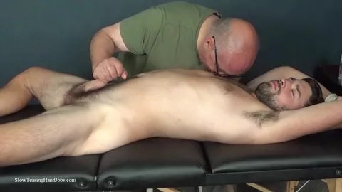 Großer Schwanz Hengst entwässert