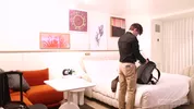 Hotel Helix: Paquete - Spencer Locke, Reece Jackson