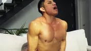 Zak Anderson verprügelt Julio Pisco