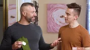 Carter DelRey, Cole Connor – Viens ici – Ton beau-père t’apprendra à rester au chaud