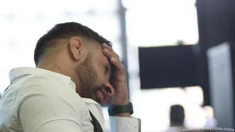 Jason Vario, Mateo Zagal – Mon patron est un connard