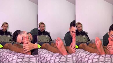 Adorando los pies de los jóvenes latinos