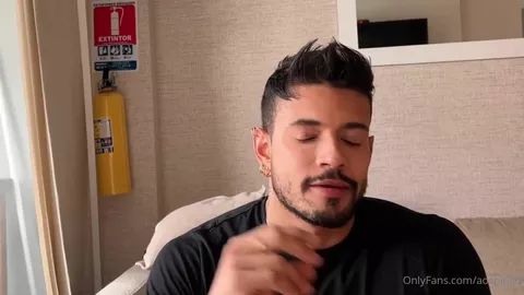 2 Cocks for Muscle Bottom