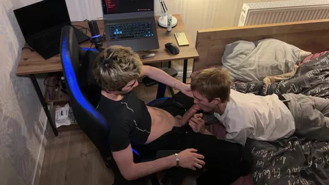 Oliver Strelly y Ethan Lestray