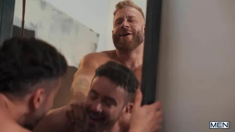 Brogan, Holden Beau – Holden Me Down