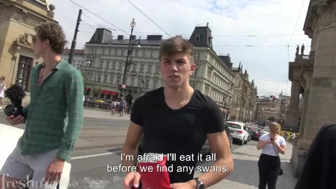 Freshmen - Kirk Gauguin, Jorik Tautou