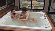 O meu primo pendurado fodeu-me o cu