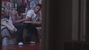 Su di lui - Stagione 1 - Episodio 8 - Restituire la presa in giro