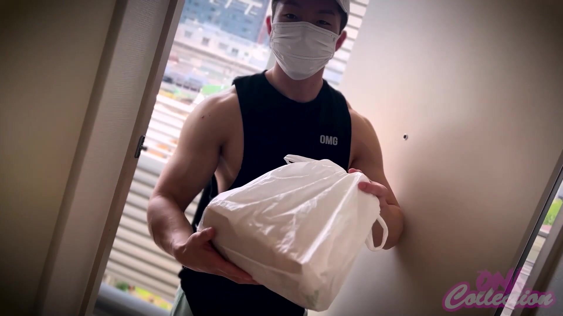 Muscle Delivery Man
