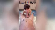 Pauzão metendo na putinha twink