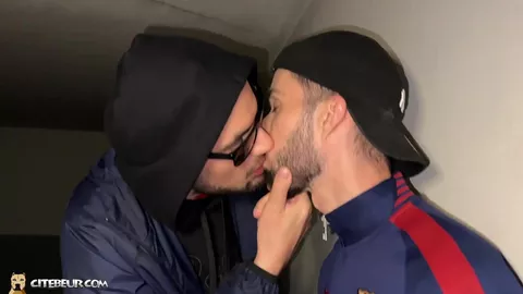 Rabzouz & Cocksucker — Bad boy arabo, buco peloso e palle pesanti