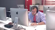 Il capoufficio e il suo collaboratore terminano il turno