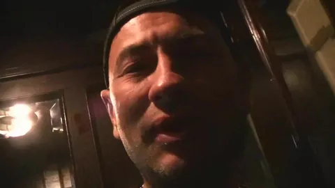 chico_sexy_usado_crudo_por_una_estrella_porno_de_polla_xxl_superior